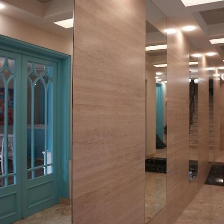 Hotel Embassy Тбилиси Екстериор снимка
