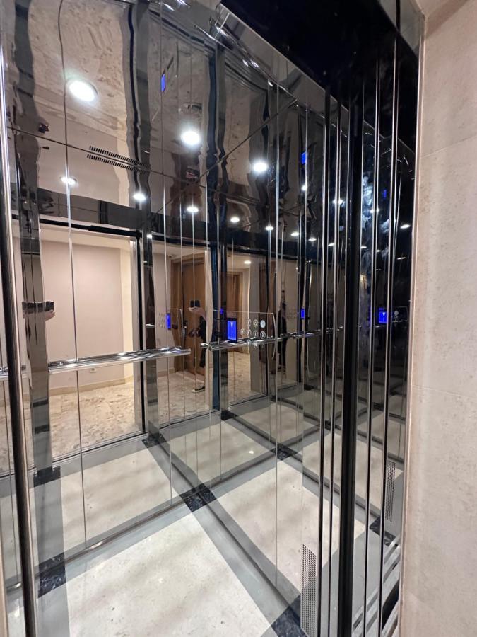 Hotel Embassy Тбилиси Екстериор снимка