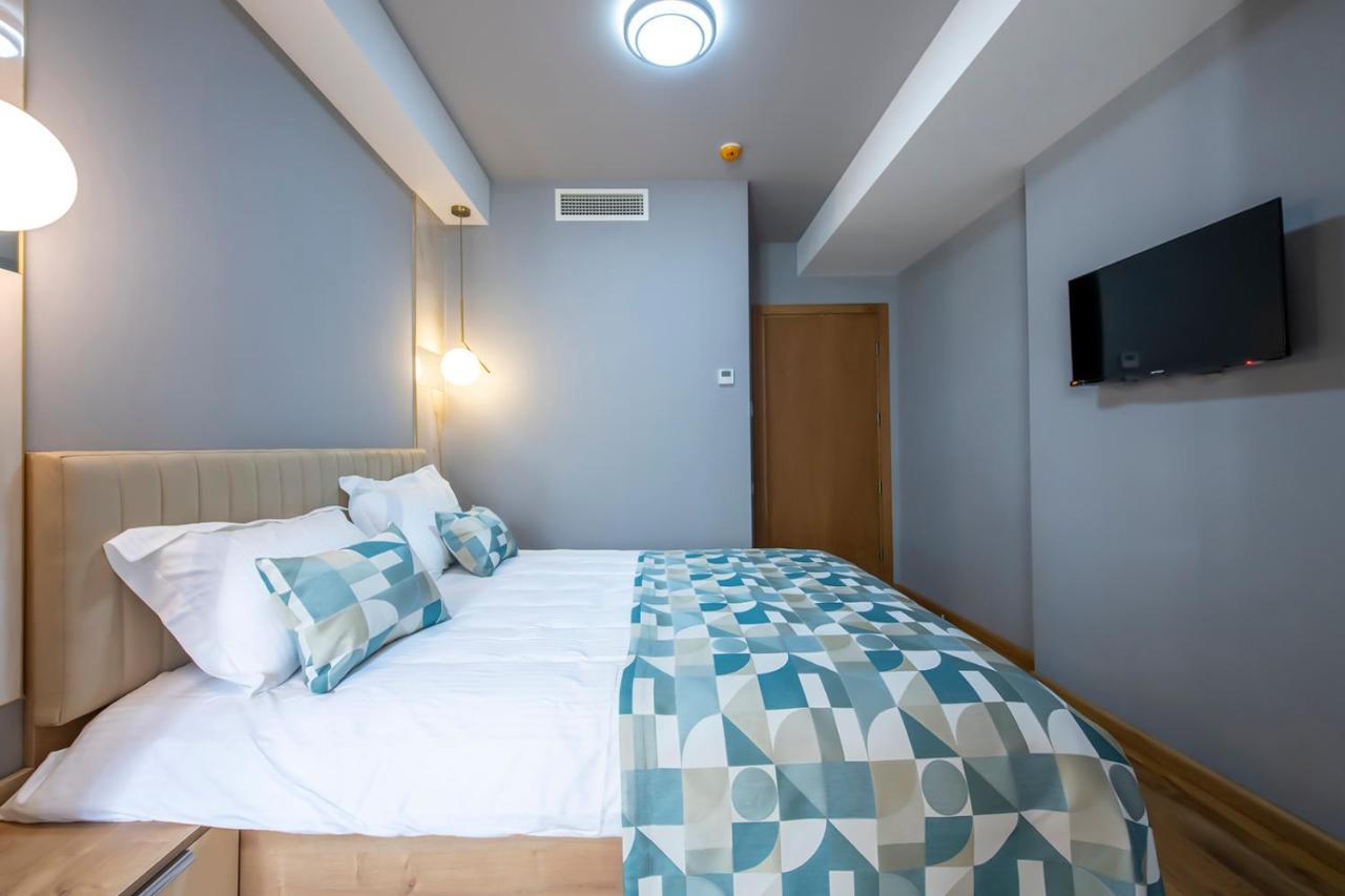 Hotel Embassy Тбилиси Екстериор снимка