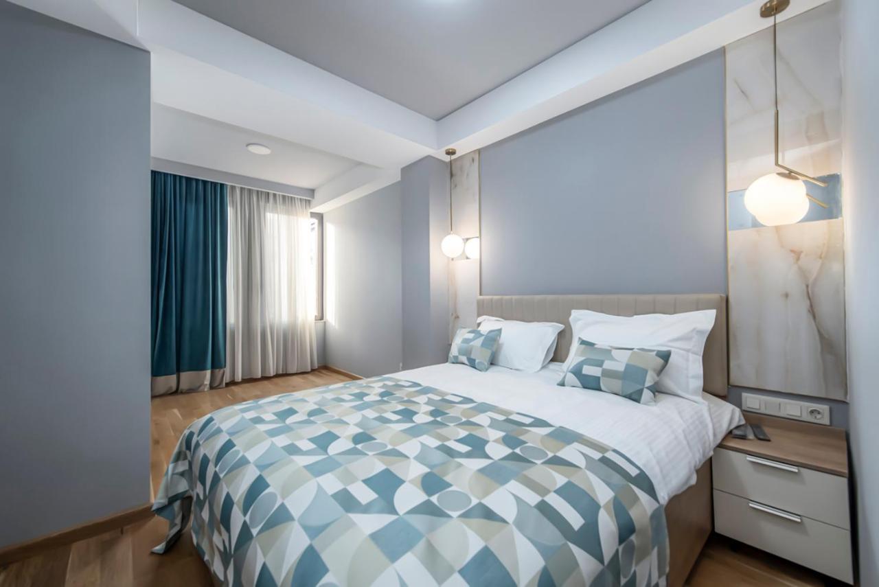 Hotel Embassy Тбилиси Екстериор снимка